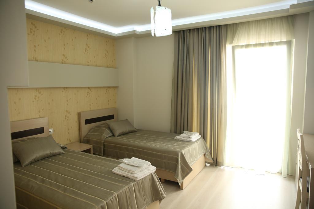 Hotel Pogradeci Rum bild